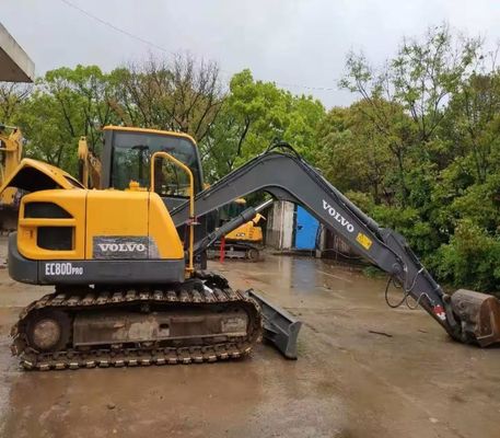 Używana koparka VOLVO EC80D o niskiej cenie i dobrej jakości
