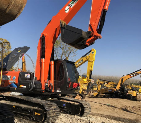 W dobrym stanie używany 19400KG Orange Hitachi Excavator Zx200 z silnikiem ISUZU AA-6BGIT
