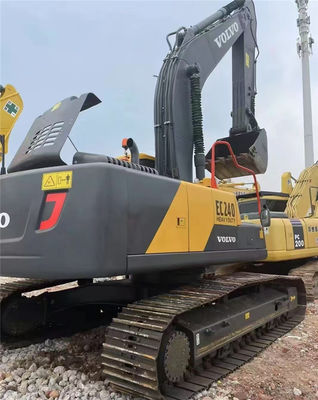 W dobrym stanie oryginalna, używana, 24-tonowa koparka volvo ec 240